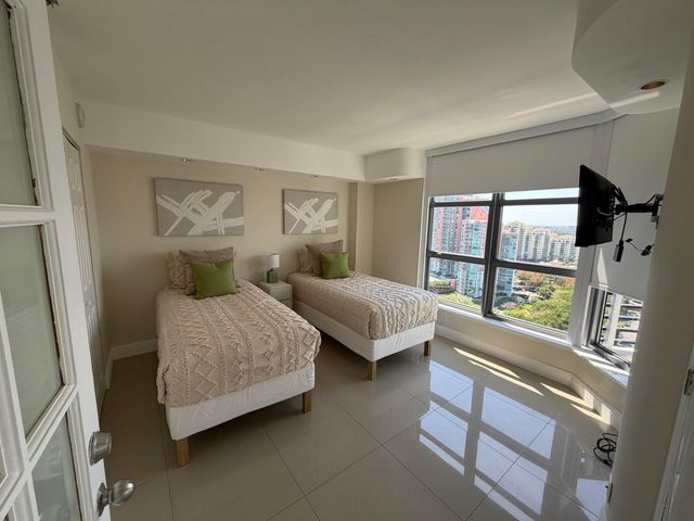 3530 Mystic Pointe Drive 2303, Aventura, FL 33180