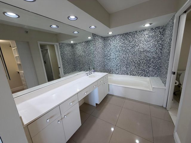 3530 Mystic Pointe Drive 2303, Aventura, FL 33180