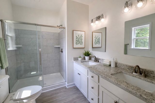 1475 Spann Rd, Charlotte, TN 37036