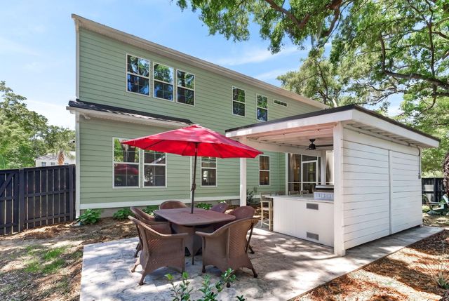 1407 Dahlia Road, Mount Pleasant, SC 29464