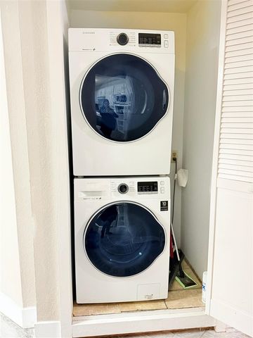 300 Farington Boulevard 48, Holland, MI 49423