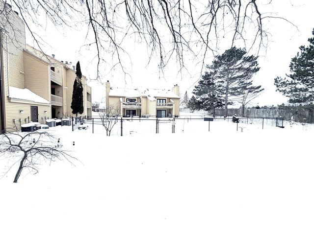 300 Farington Boulevard 48, Holland, MI 49423