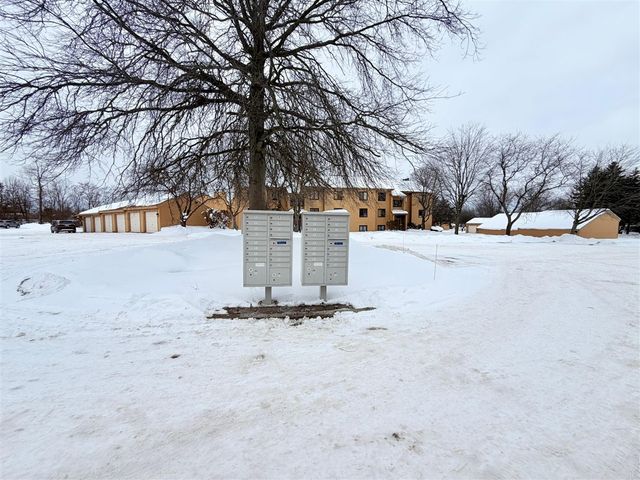 300 Farington Boulevard 48, Holland, MI 49423