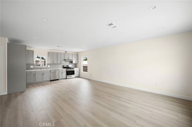 2657 N Brighton Street, Burbank, CA 91504