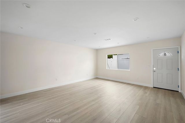 2657 N Brighton Street, Burbank, CA 91504