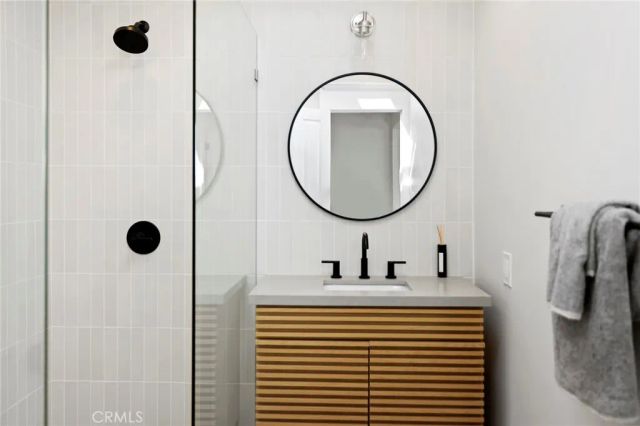 203 Via Nice, Newport Beach, CA 92663