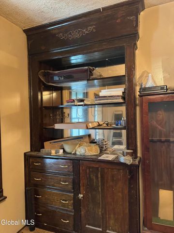 1484 3rd Street, Rensselaer, NY 12144