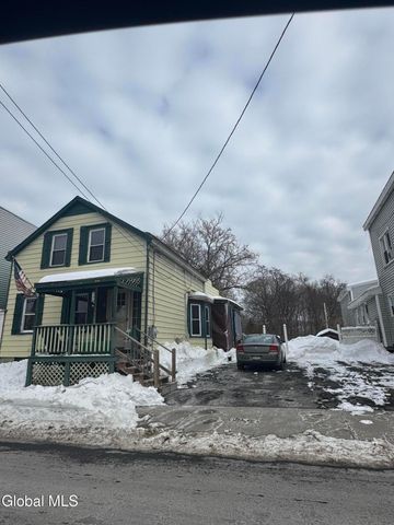 1484 3rd Street, Rensselaer, NY 12144