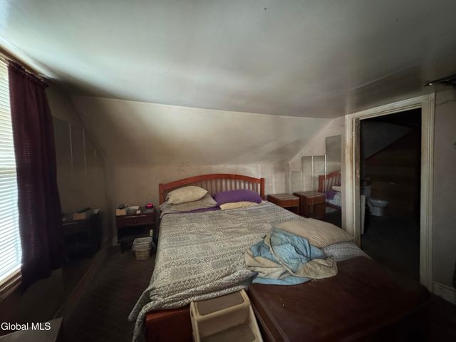 1484 3rd Street, Rensselaer, NY 12144