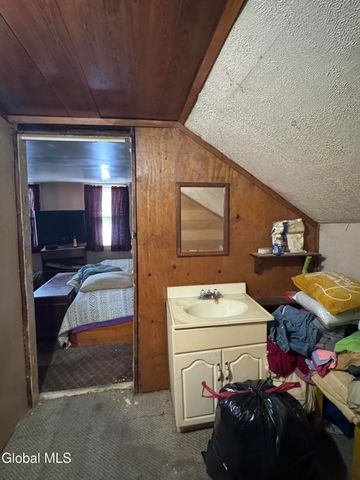 1484 3rd Street, Rensselaer, NY 12144