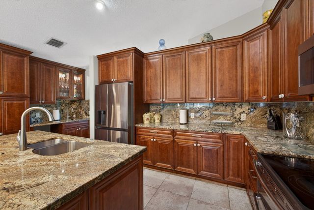 168 Thornton Drive, Palm Beach Gardens, FL 33418