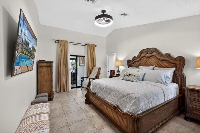 168 Thornton Drive, Palm Beach Gardens, FL 33418