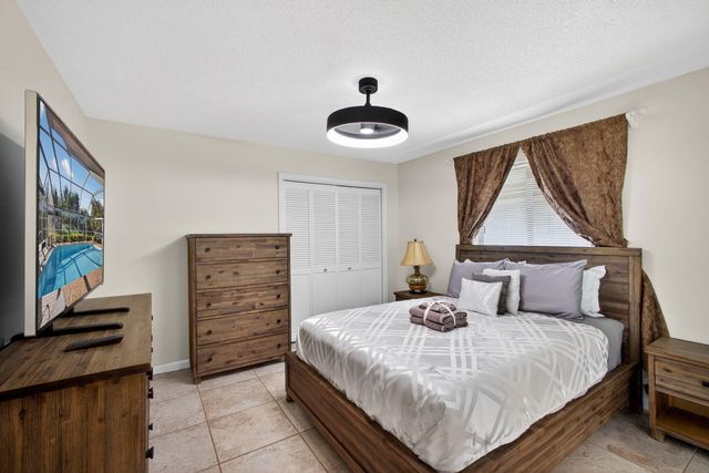 168 Thornton Drive, Palm Beach Gardens, FL 33418