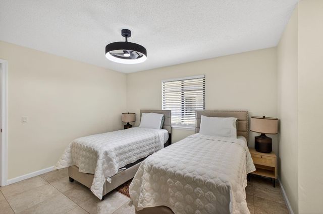 168 Thornton Drive, Palm Beach Gardens, FL 33418