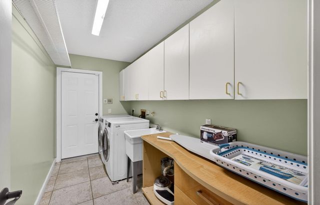 168 Thornton Drive, Palm Beach Gardens, FL 33418