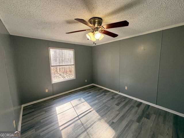 200 Whitlock Drive, Hogansville, GA 30230