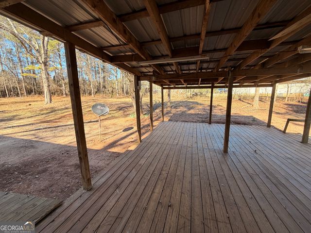 200 Whitlock Drive, Hogansville, GA 30230