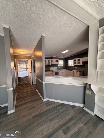 200 Whitlock Drive, Hogansville, GA 30230