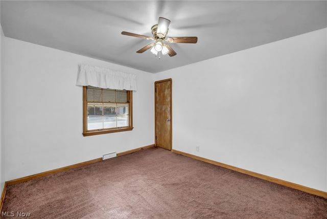 6471 Kerneywood Road, Parma, OH 44129