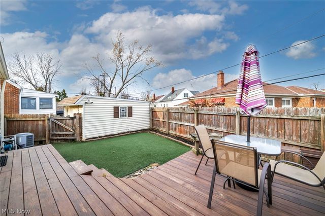 6471 Kerneywood Road, Parma, OH 44129