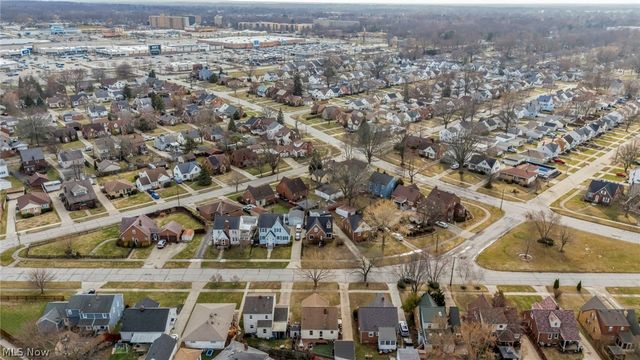 6471 Kerneywood Road, Parma, OH 44129