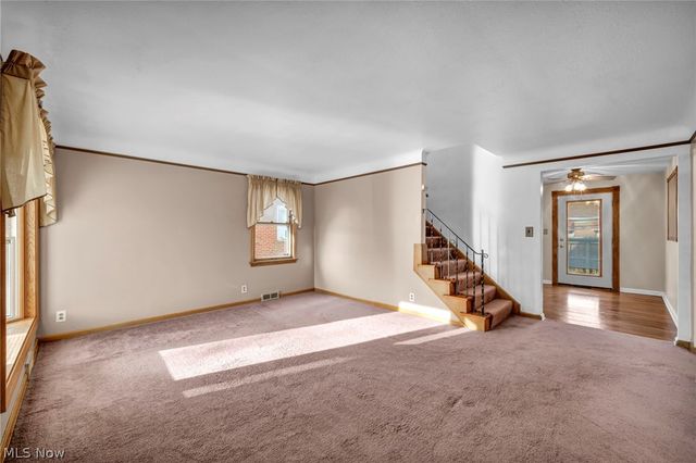 6471 Kerneywood Road, Parma, OH 44129