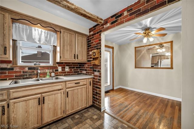 6471 Kerneywood Road, Parma, OH 44129