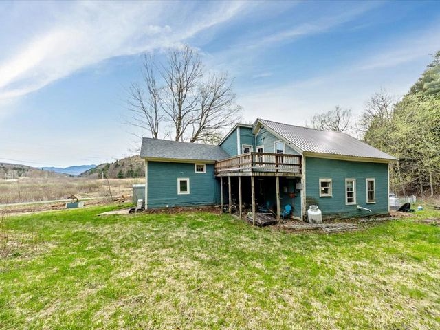 72 Pine Cliffs Road, Fletcher, VT 05464