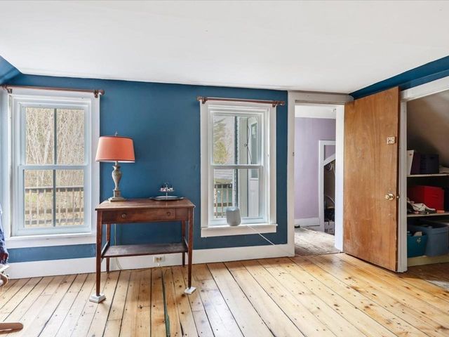 72 Pine Cliffs Road, Fletcher, VT 05464