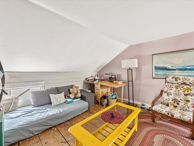 72 Pine Cliffs Road, Fletcher, VT 05464