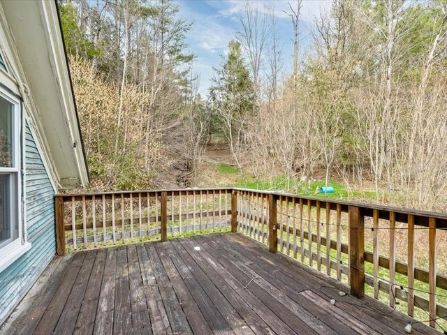72 Pine Cliffs Road, Fletcher, VT 05464