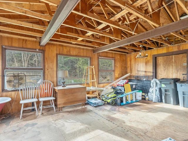 72 Pine Cliffs Road, Fletcher, VT 05464