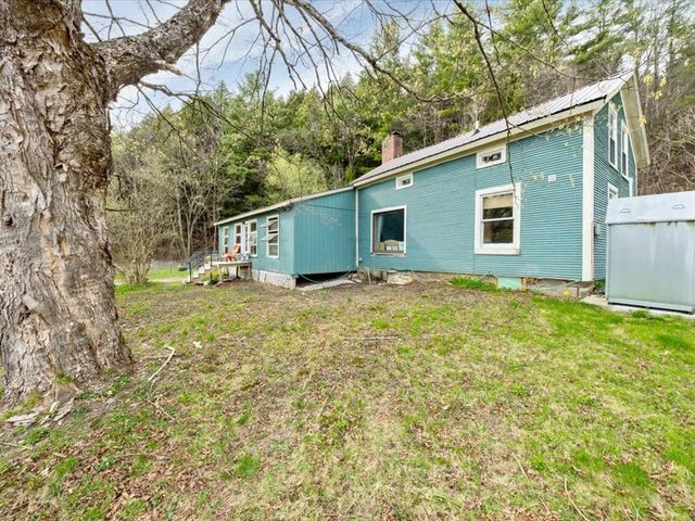 72 Pine Cliffs Road, Fletcher, VT 05464