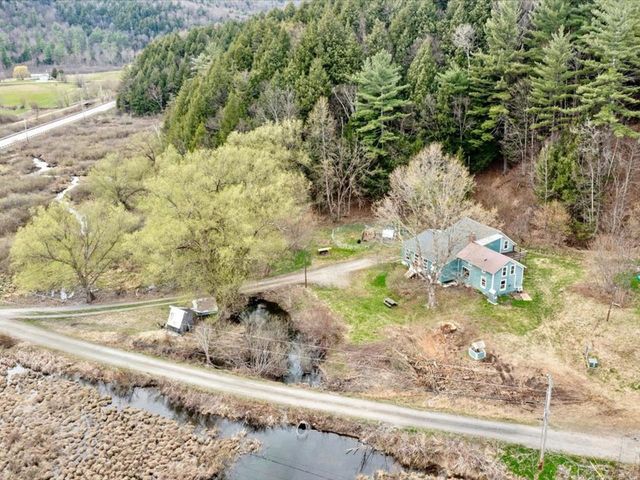 72 Pine Cliffs Road, Fletcher, VT 05464