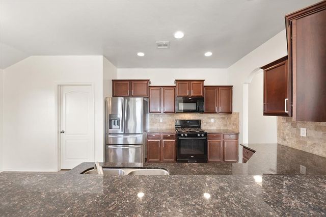 11832 NW 131st Street, Piedmont, OK 73078