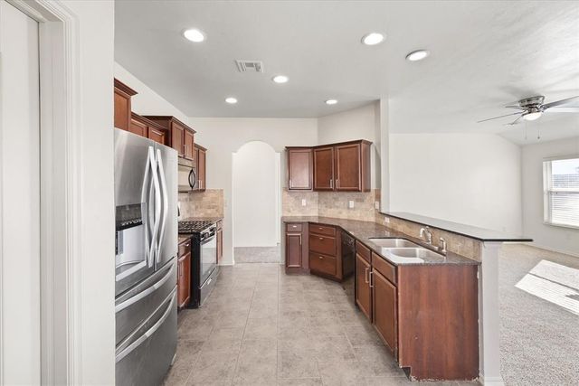 11832 NW 131st Street, Piedmont, OK 73078