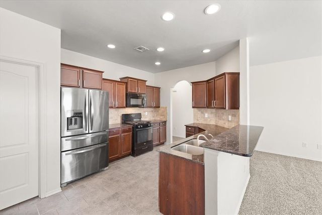 11832 NW 131st Street, Piedmont, OK 73078