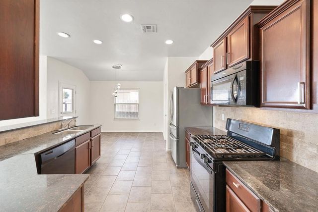 11832 NW 131st Street, Piedmont, OK 73078