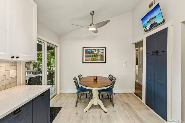 11 Bowman Lane, Kings Park, NY 11754