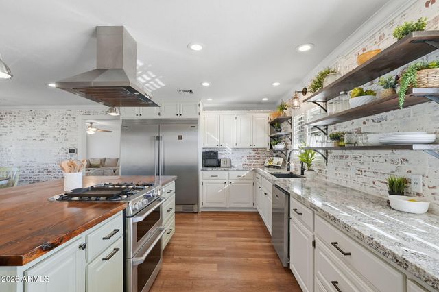 1808 E Glencove Street, Mesa, AZ 85203