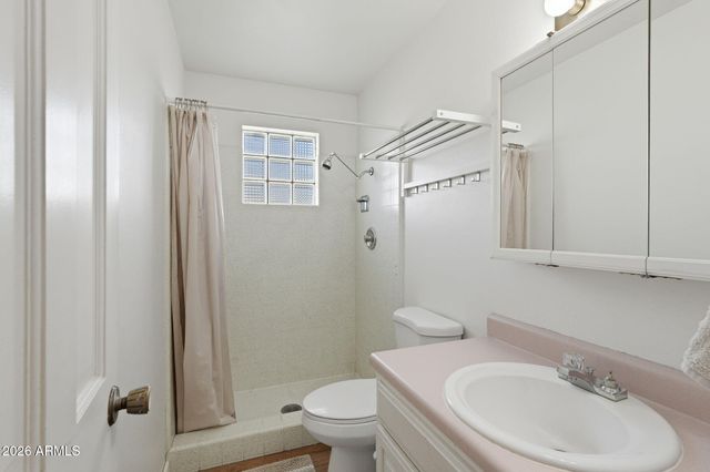 1808 E Glencove Street, Mesa, AZ 85203