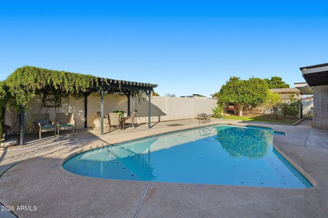 1808 E Glencove Street, Mesa, AZ 85203