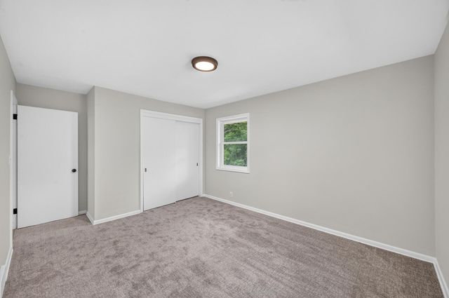 9170 Jamaca Court N, Lake Elmo, MN 55042