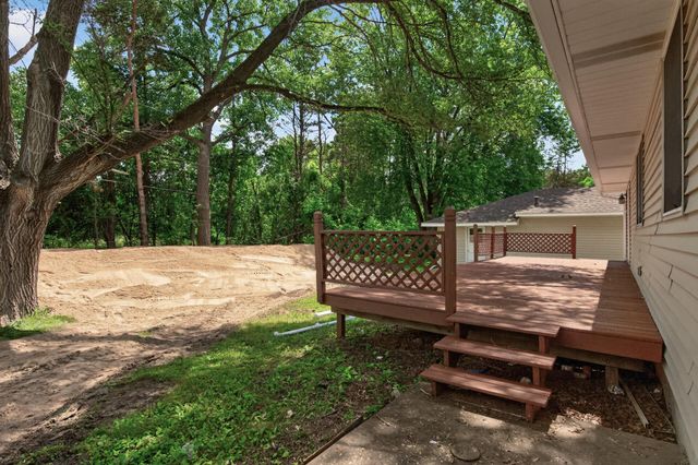 9170 Jamaca Court N, Lake Elmo, MN 55042