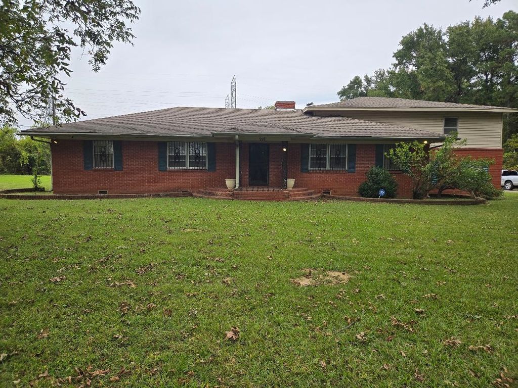 558 E WINDSOR RD E, Memphis, TN 38109