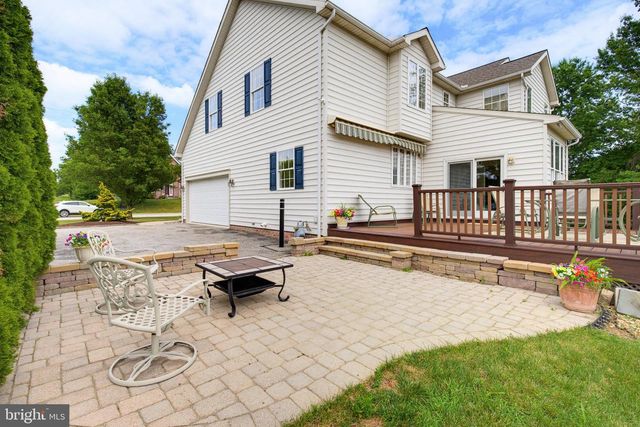 6 ANDREW CT, Hanover, PA 17331