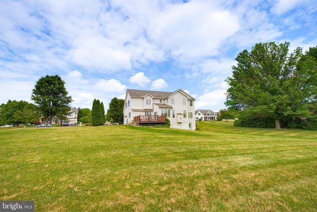6 ANDREW CT, Hanover, PA 17331