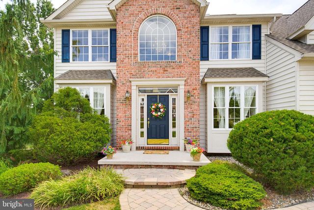 6 ANDREW CT, Hanover, PA 17331