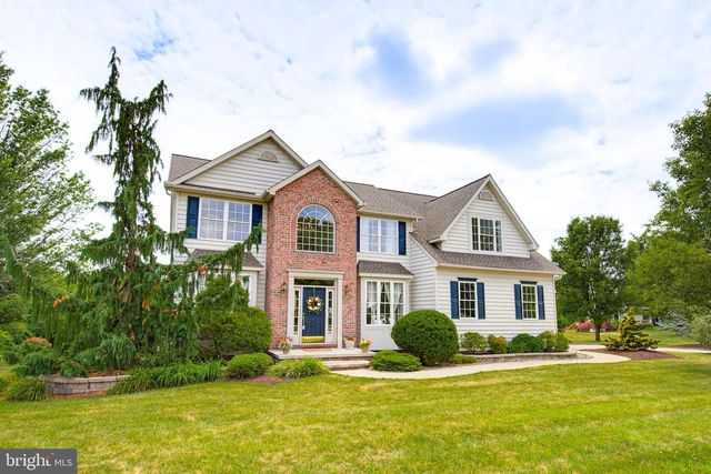 6 ANDREW CT, Hanover, PA 17331