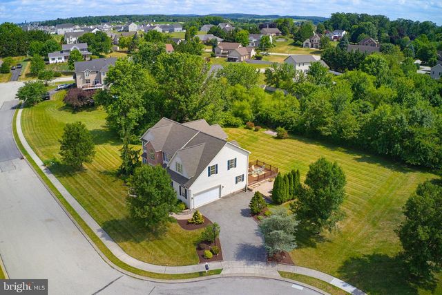 6 ANDREW CT, Hanover, PA 17331